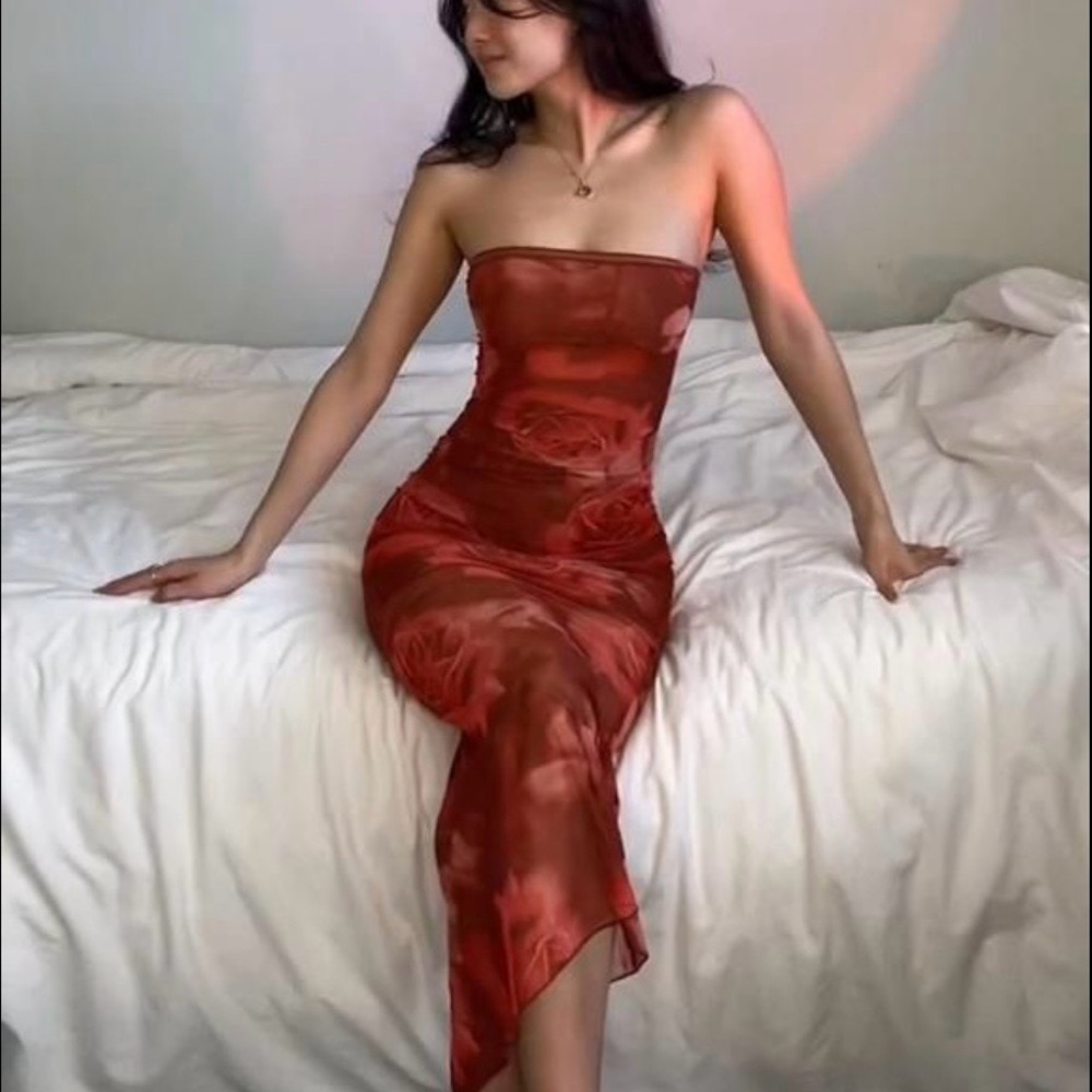 Meshki Aphrodite Red Strapless Midi Dress